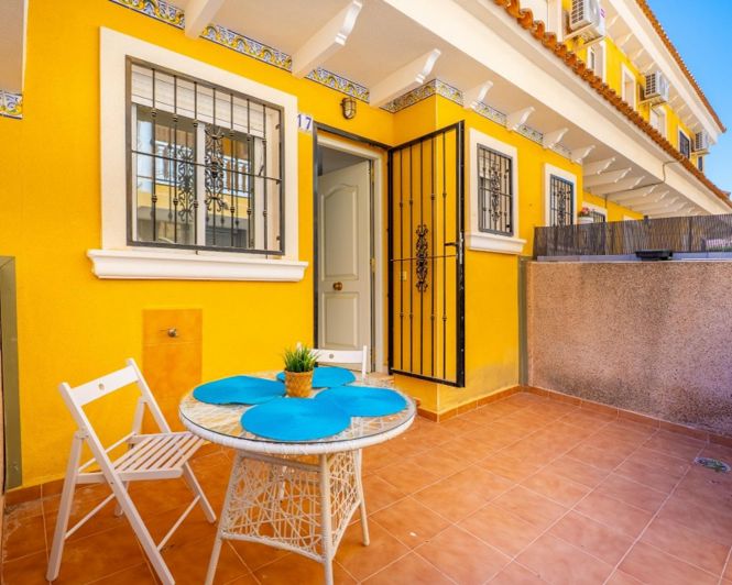 Image No.13-2 Bed Townhouse for sale