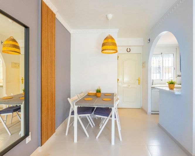 Image No.18-2 Bed Townhouse for sale