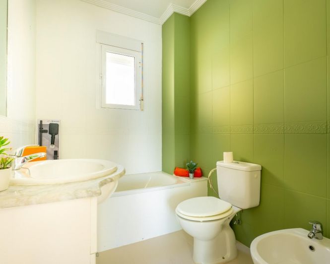 Image No.9-2 Bed Townhouse for sale