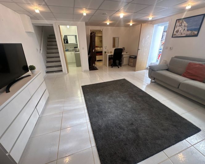 Image No.24-3 Bed Villa for sale