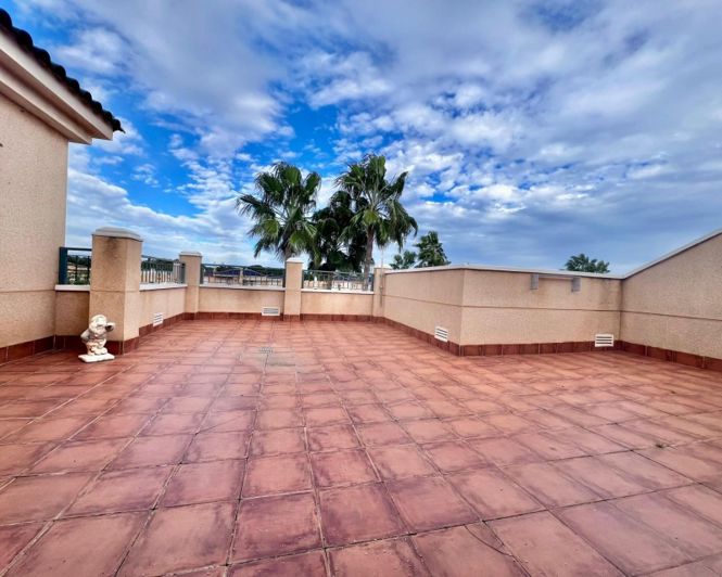 Image No.22-2 Bed Apartment for sale