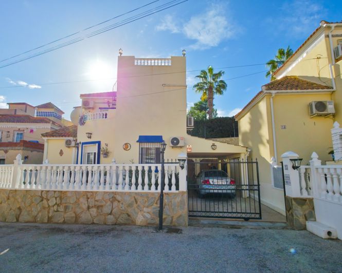 Image No.2-Villa de 3 chambres à vendre à Villamartin
