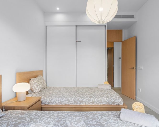 Image No.14-3 Bed Townhouse for sale