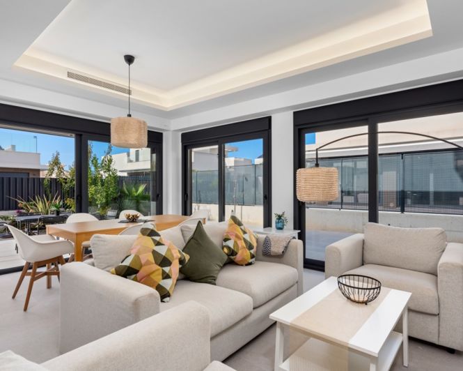 Image No.2-3 Bed Townhouse for sale