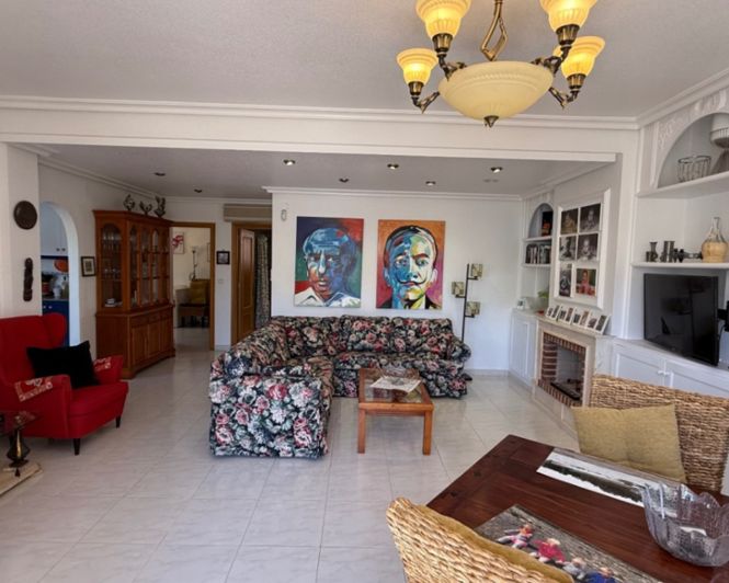 Image No.23-4 Bed Villa for sale