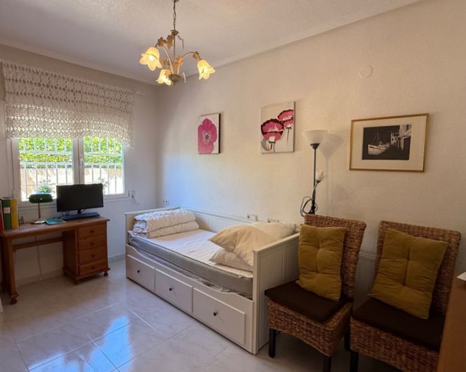 Image No.30-4 Bed Villa for sale