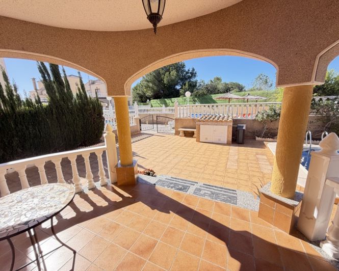 Image No.32-3 Bed Villa for sale