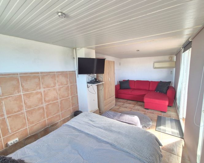 Image No.22-3 Bed Apartment for sale