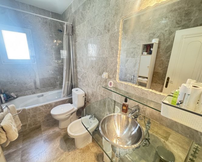 Image No.11-3 Bed Villa for sale