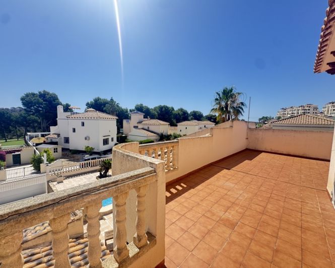 Image No.18-3 Bed Villa for sale