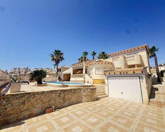 Image No.34-3 Bed Villa for sale