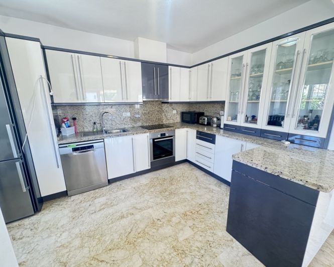 Image No.5-3 Bed Villa for sale