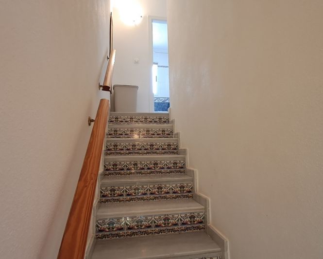 Image No.25-2 Bed Townhouse for sale