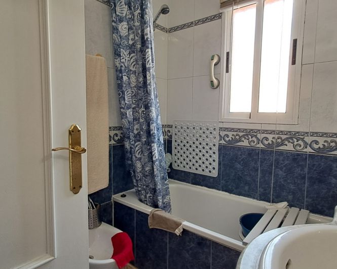 Image No.28-2 Bed Townhouse for sale