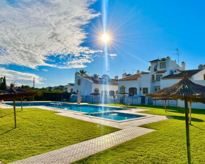 Image No.15-2 Bed Bungalow for sale