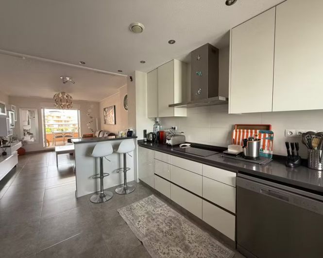 Image No.4-2 Bed Apartment for sale