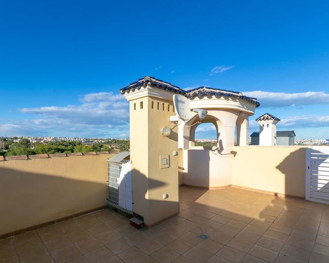 Image No.40-2 Bed Apartment for sale