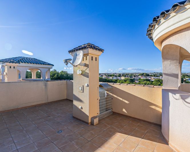 Image No.42-2 Bed Apartment for sale