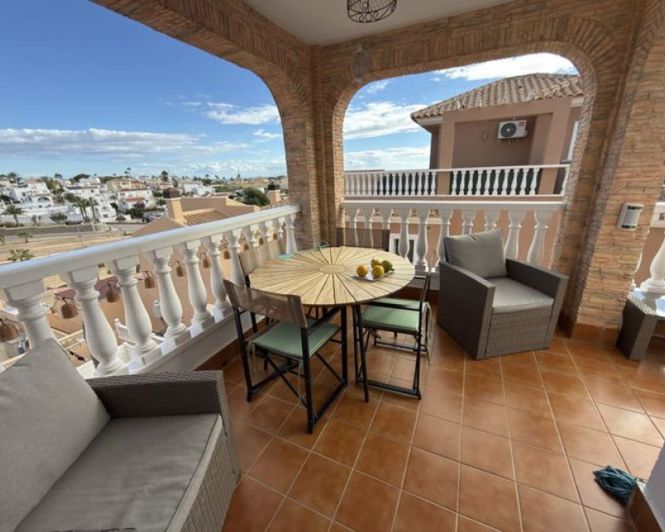 Image No.2-5 Bed Villa for sale