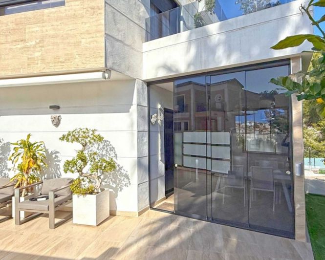 Image No.17-3 Bed Villa for sale