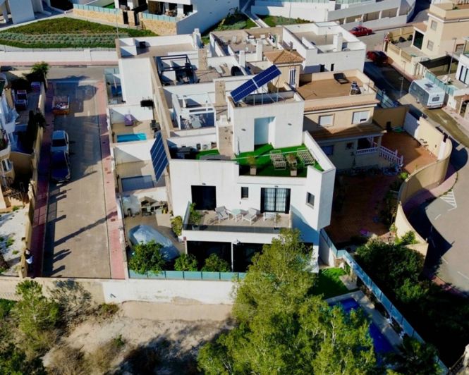 Image No.7-3 Bed Villa for sale