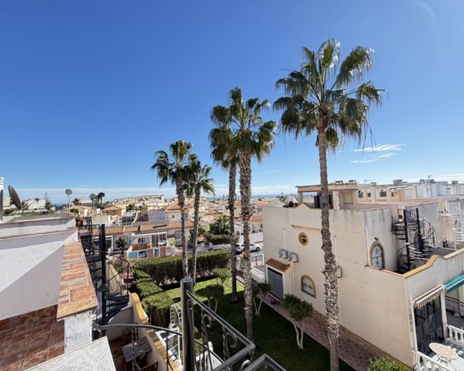 Image No.22-2 Bed Townhouse for sale