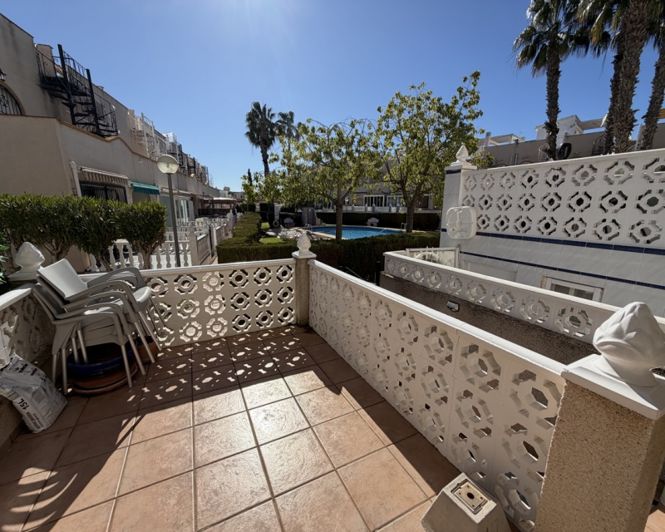 Image No.8-2 Bed Townhouse for sale