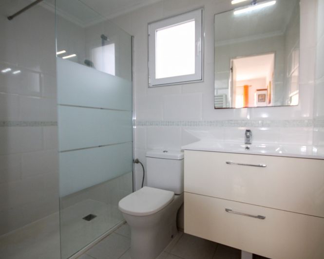 Image No.10-1 Bed Apartment for sale