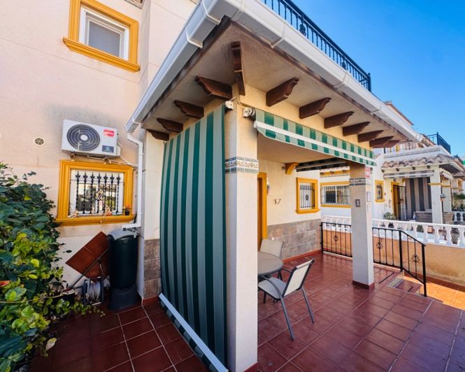 Image No.19-2 Bed Villa for sale