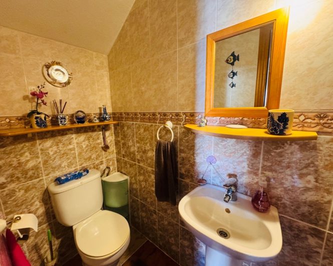 Image No.9-2 Bed Villa for sale