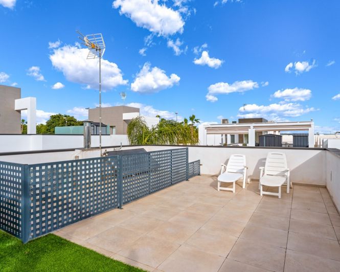 Image No.29-3 Bed Villa for sale