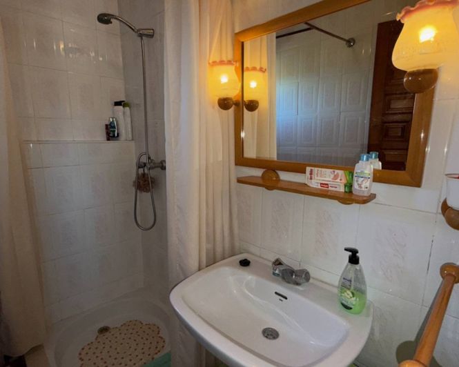 Image No.16-6 Bed Country Property for sale