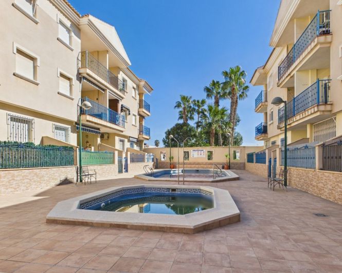 Image No.25-3 Bed Apartment for sale
