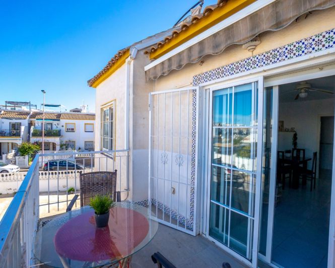 Image No.10-Appartement de 2 chambres à vendre à Torrevieja