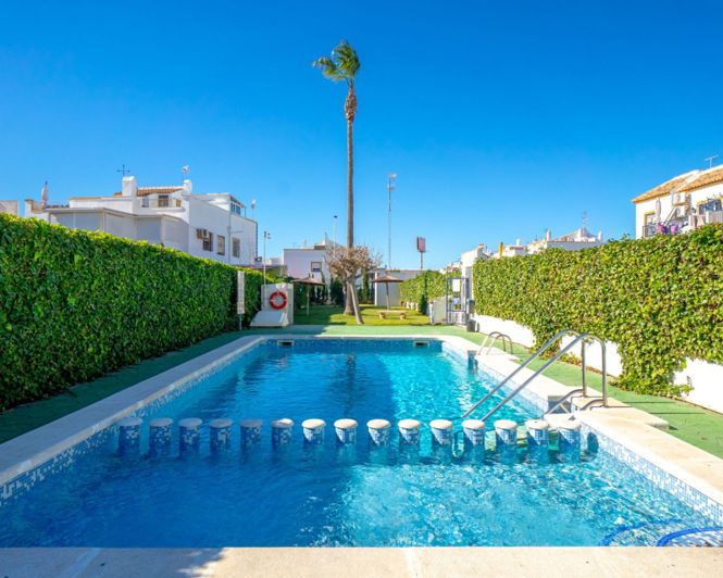 Image No.28-Appartement de 2 chambres à vendre à Torrevieja