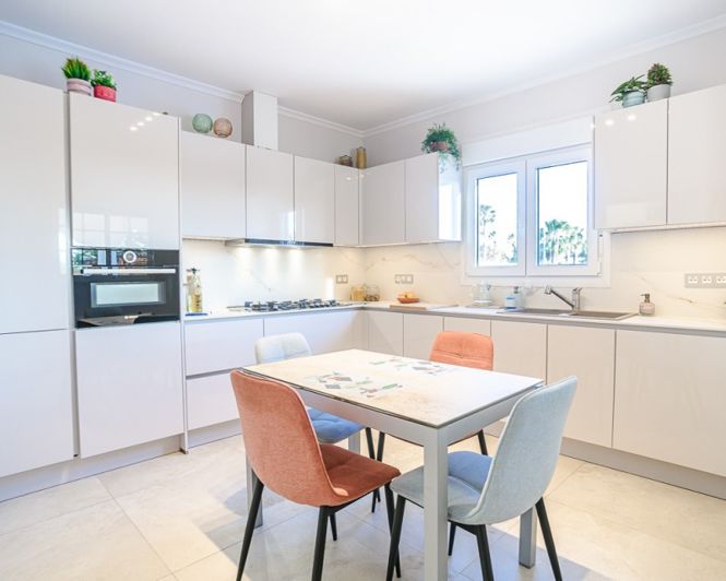 Image No.18-3 Bed Villa for sale