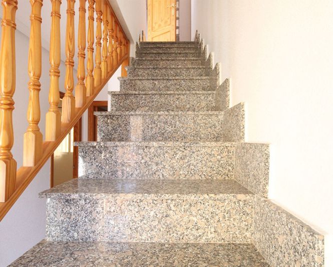 Image No.13-3 Bed Townhouse for sale