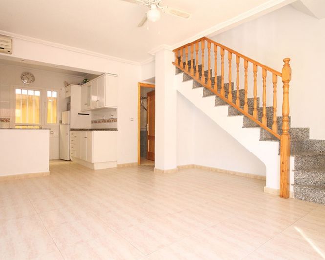 Image No.5-3 Bed Townhouse for sale