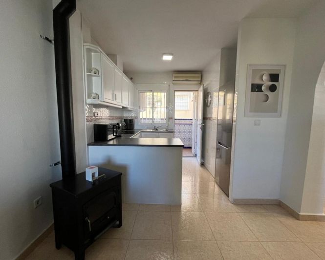 Image No.21-2 Bed Apartment for sale