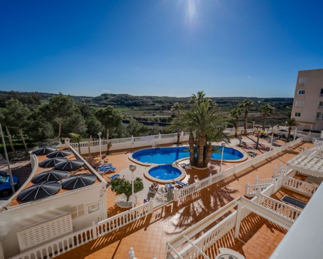 Image No.21-2 Bed Apartment for sale