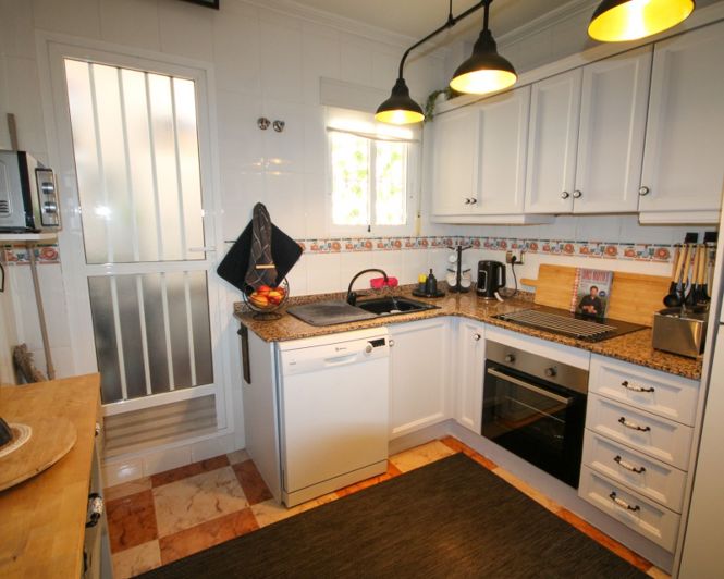 Image No.10-2 Bed Apartment for sale