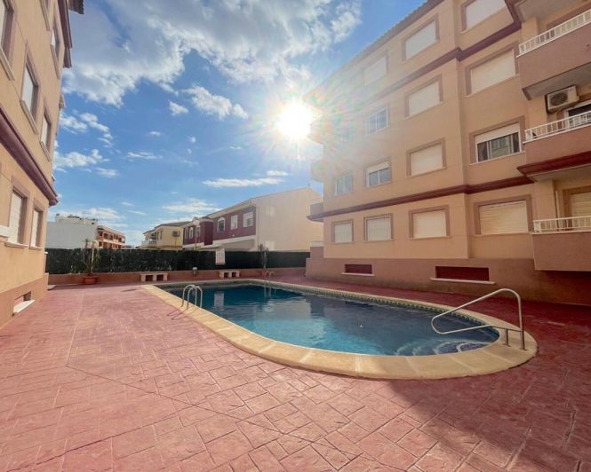 Image No.29-2 Bed Apartment for sale