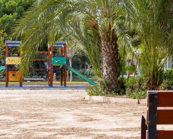 Image No.26-3 Bed Townhouse for sale