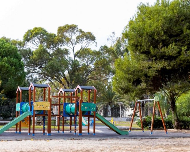 Image No.28-3 Bed Townhouse for sale