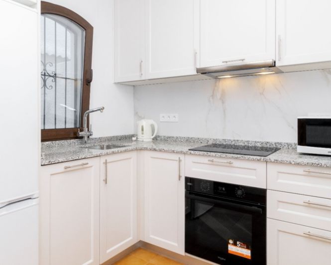 Image No.9-3 Bed Townhouse for sale