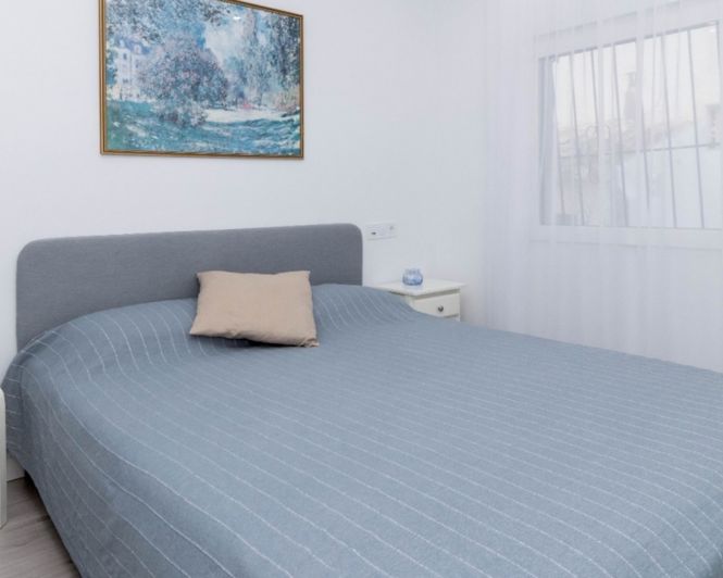 Image No.18-3 Bed Townhouse for sale