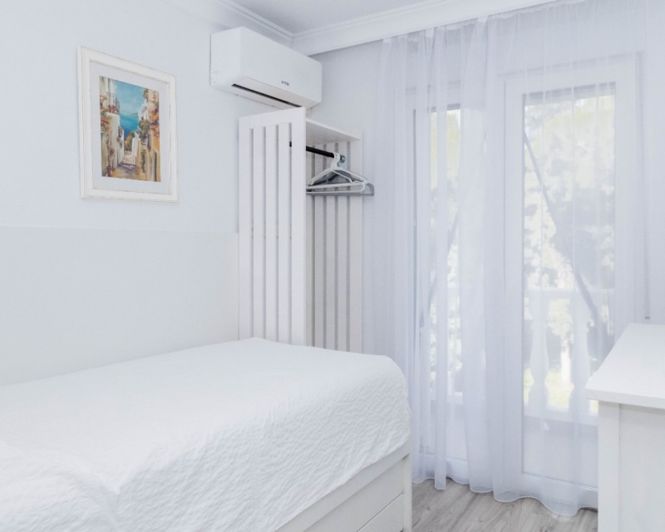 Image No.20-3 Bed Townhouse for sale