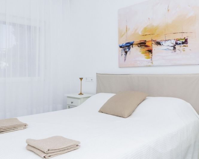 Image No.22-3 Bed Townhouse for sale