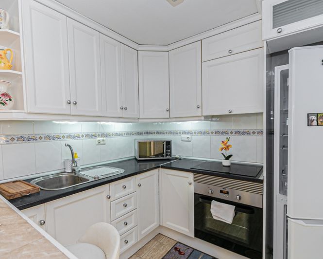 Image No.11-2 Bed Townhouse for sale