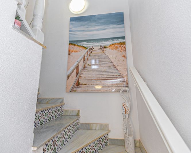 Image No.17-2 Bed Townhouse for sale